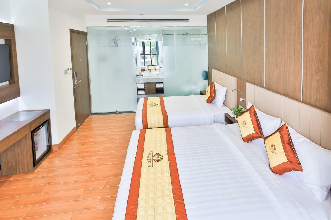 Prague Saigon Airport Hotel Хошимин Екстериор снимка