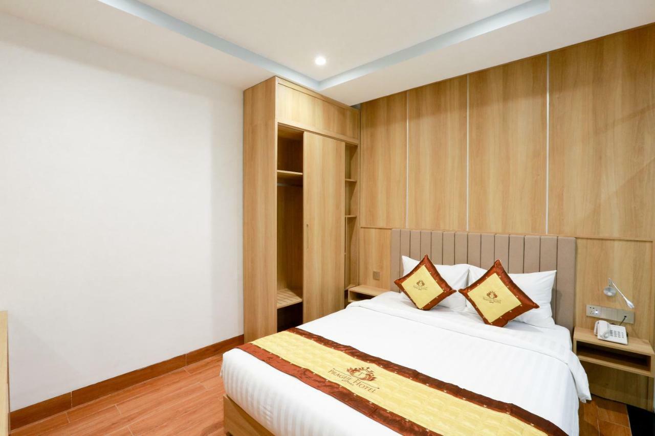 Prague Saigon Airport Hotel Хошимин Екстериор снимка
