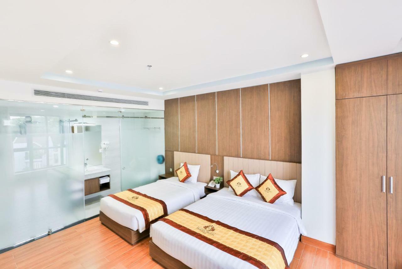 Prague Saigon Airport Hotel Хошимин Екстериор снимка