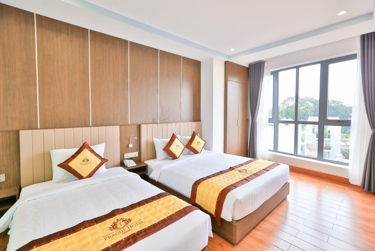 Prague Saigon Airport Hotel Хошимин Екстериор снимка