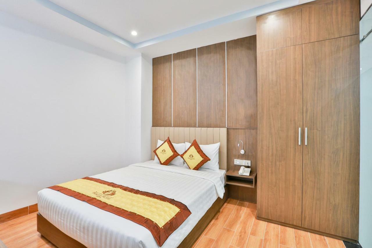 Prague Saigon Airport Hotel Хошимин Екстериор снимка