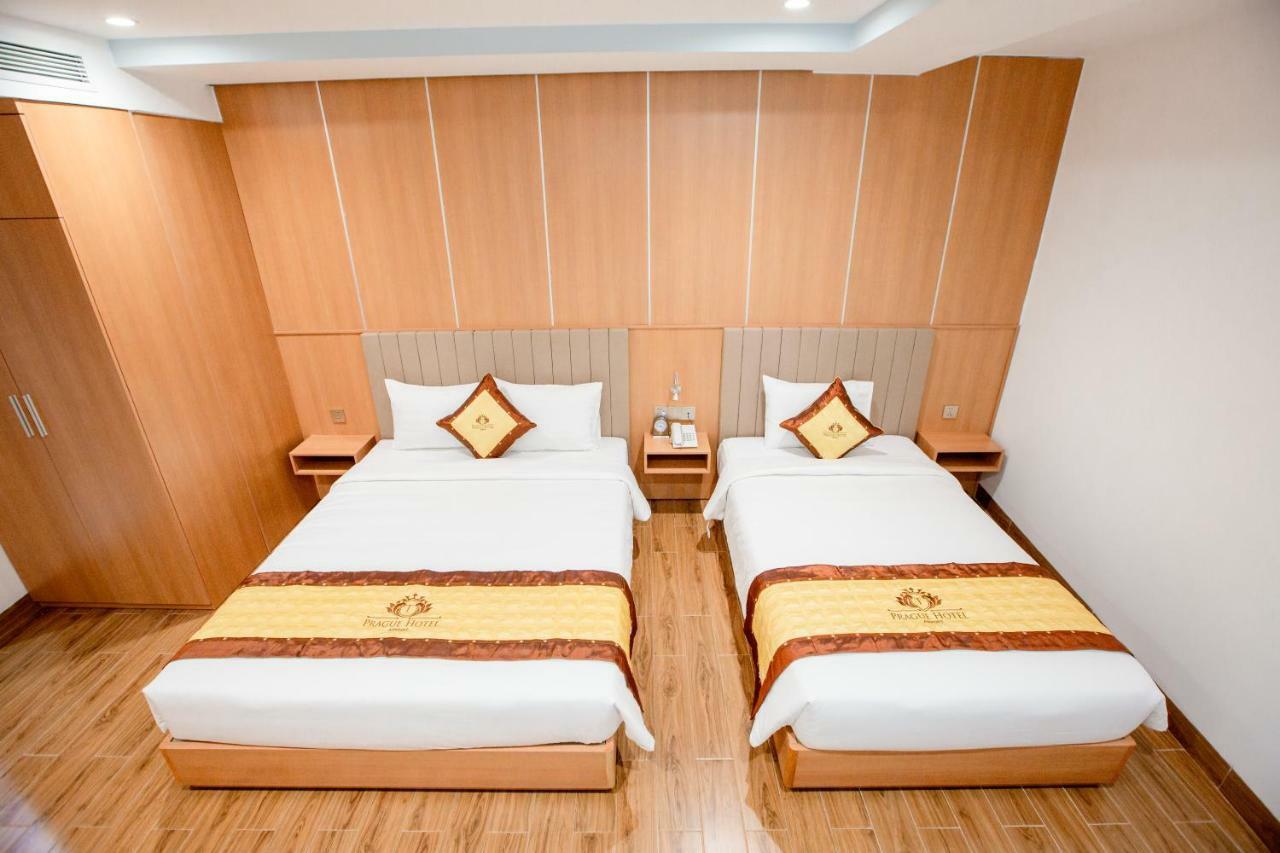 Prague Saigon Airport Hotel Хошимин Екстериор снимка